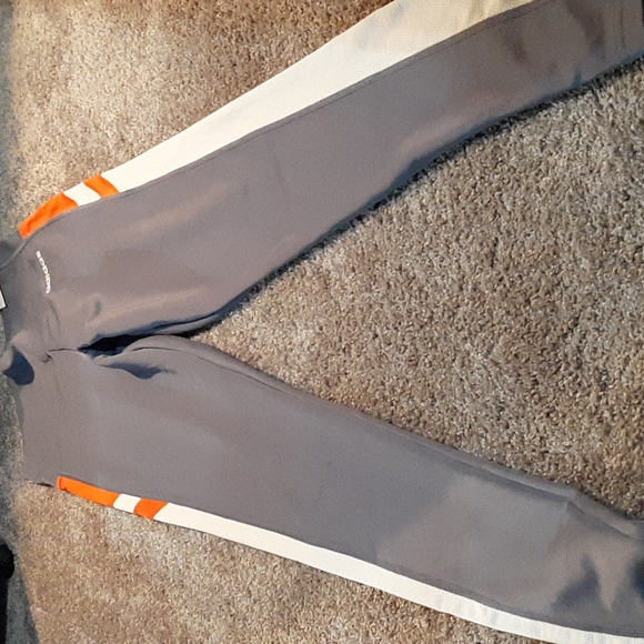 BNWT adidas leggings sm - Picture 2 of 7